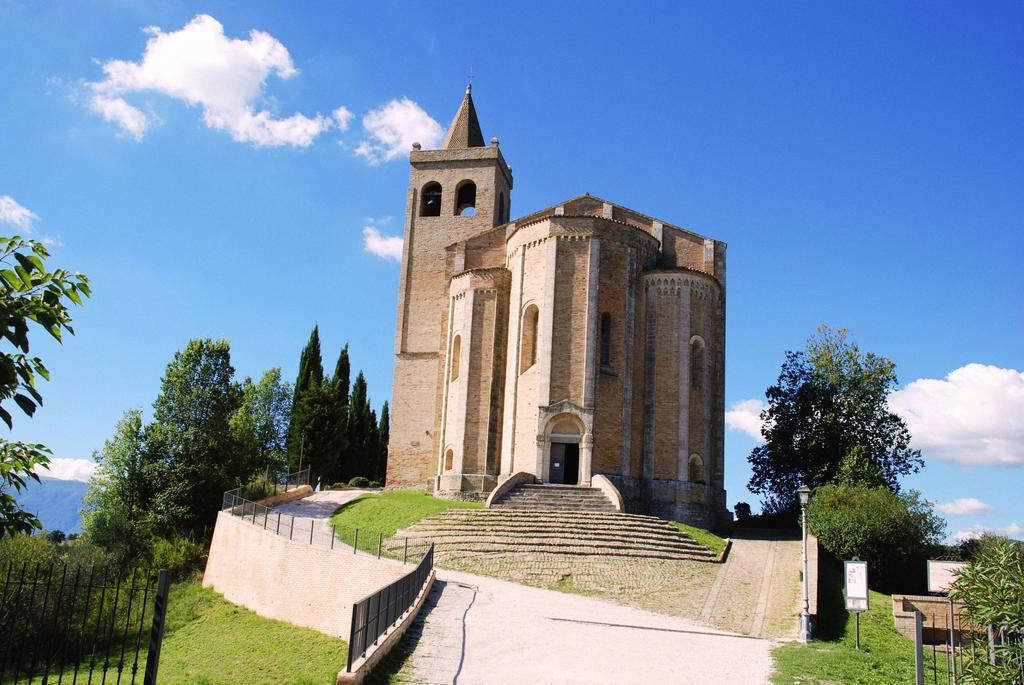 Il Casale Di Giovanna Offida Exterior photo
